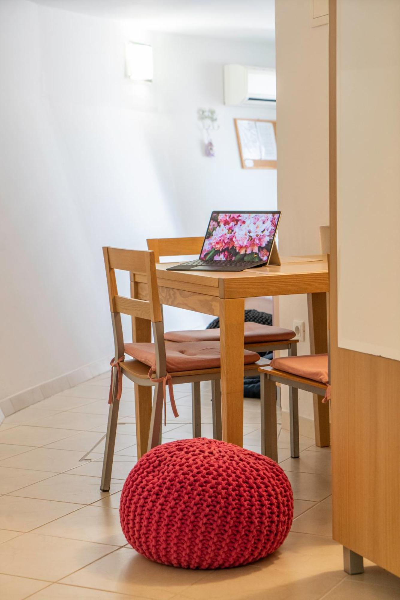 Apartments Lila Крес Екстериор снимка